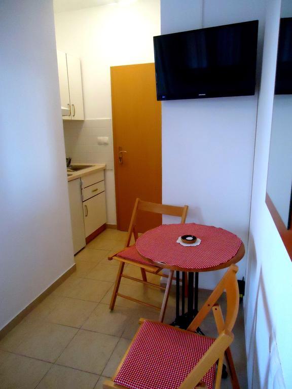 Apartments Mandić Tučepi Pokój zdjęcie