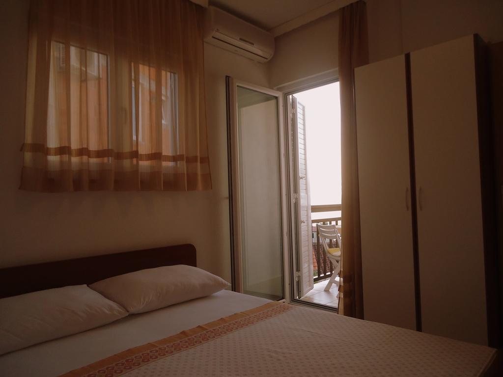 Apartments Mandić Tučepi Pokój zdjęcie