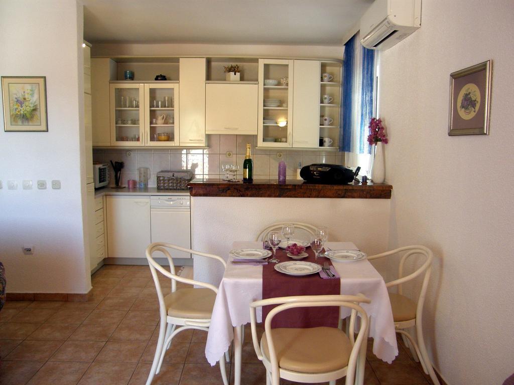 Apartments Mandić Tučepi Pokój zdjęcie